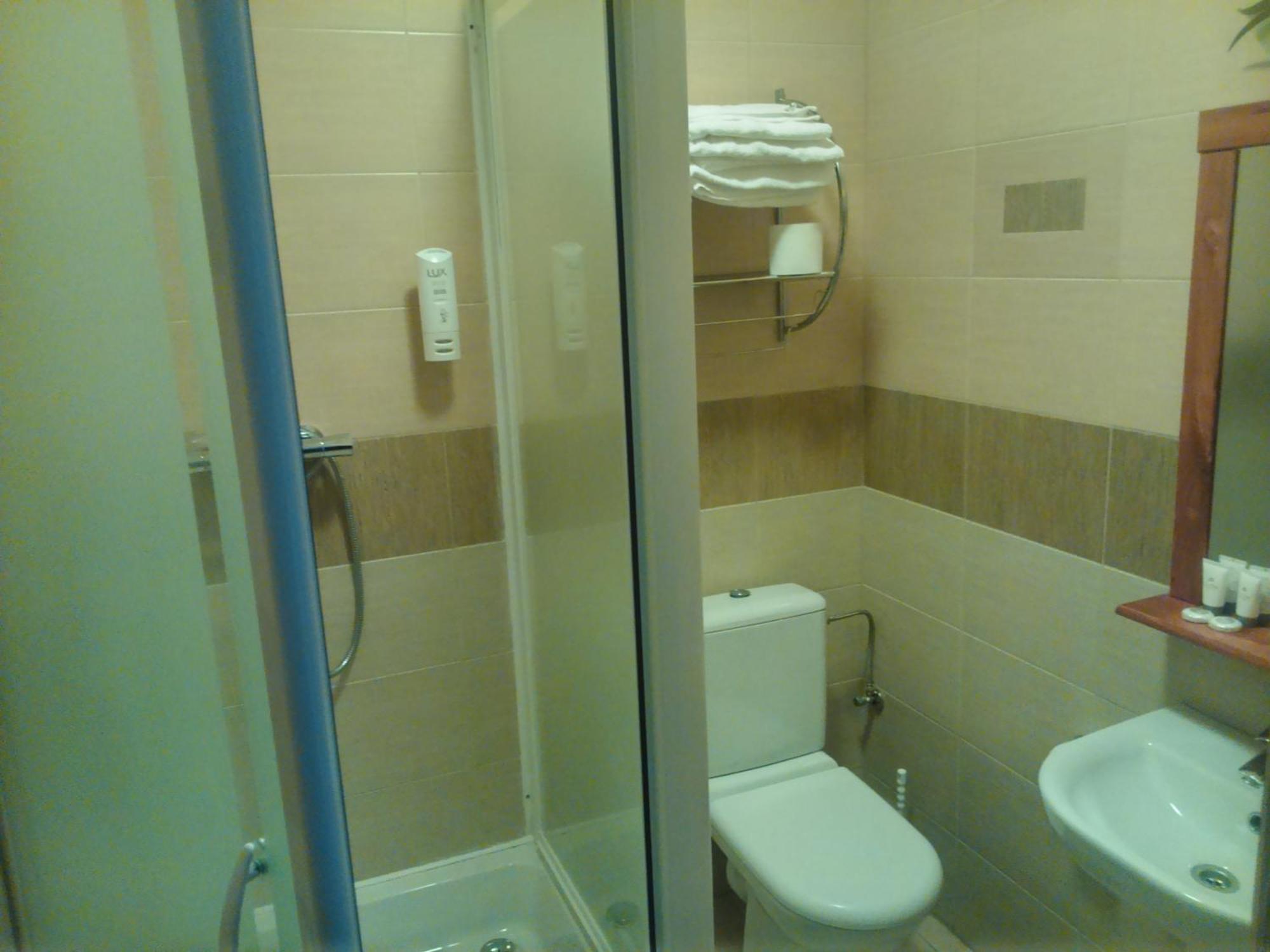 Karczma Biesiadna Bed and Breakfast Dalnia Kamer foto